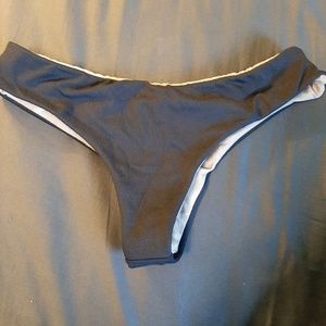 Midori Whale Tale Black Bottoms